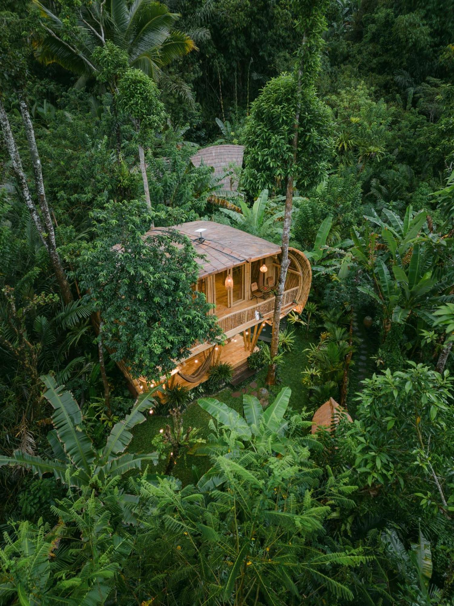 Alamvaya Bali Bamboo House Villa Sidemen  Exterior photo