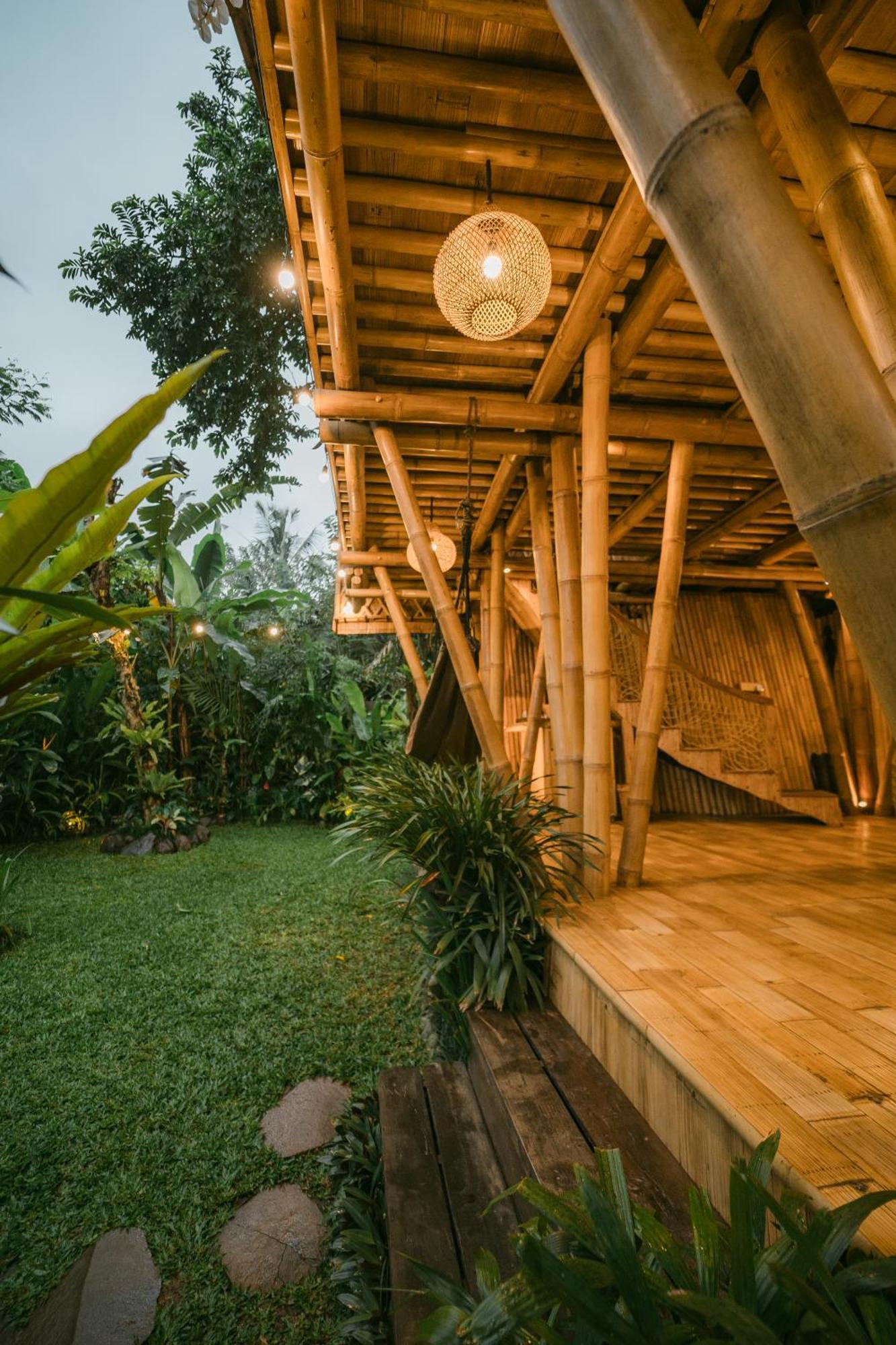 Alamvaya Bali Bamboo House Villa Sidemen  Exterior photo