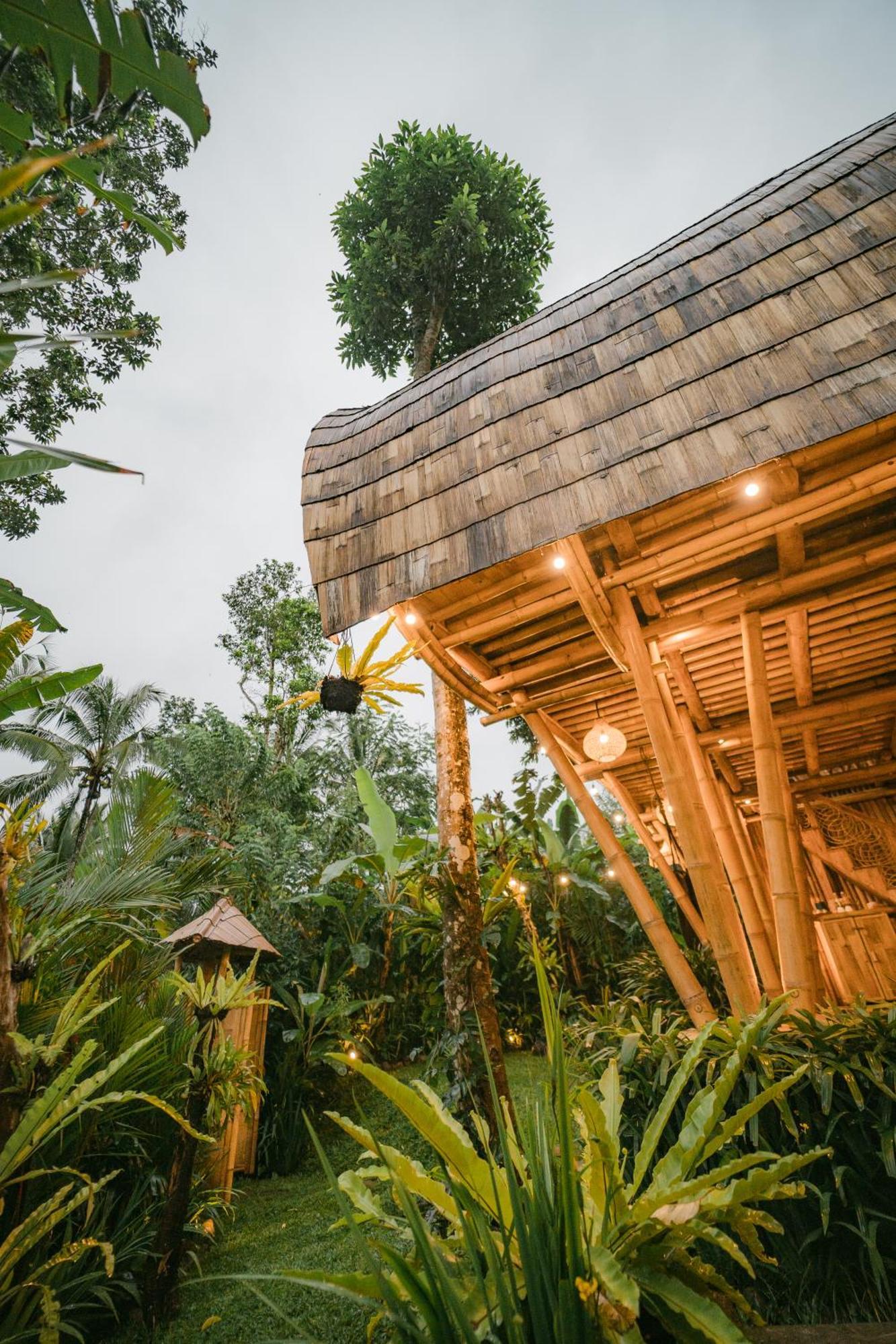 Alamvaya Bali Bamboo House Villa Sidemen  Exterior photo